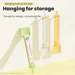 New Cat Treat Squeeze Spoon - Mess-Free Pet Feeding Tool for Cats, Snack Scoop, and Essential Pet Supplies
